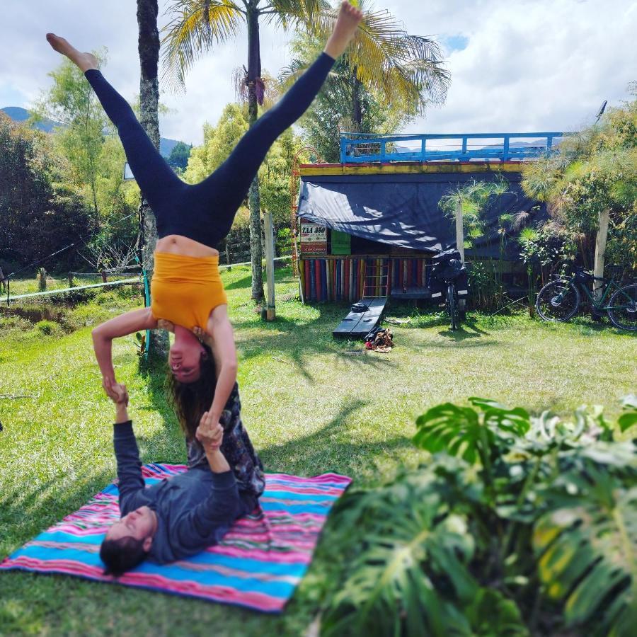 Casa Kayam Art Hostel Coliving Coworking Guatapé 외부 사진