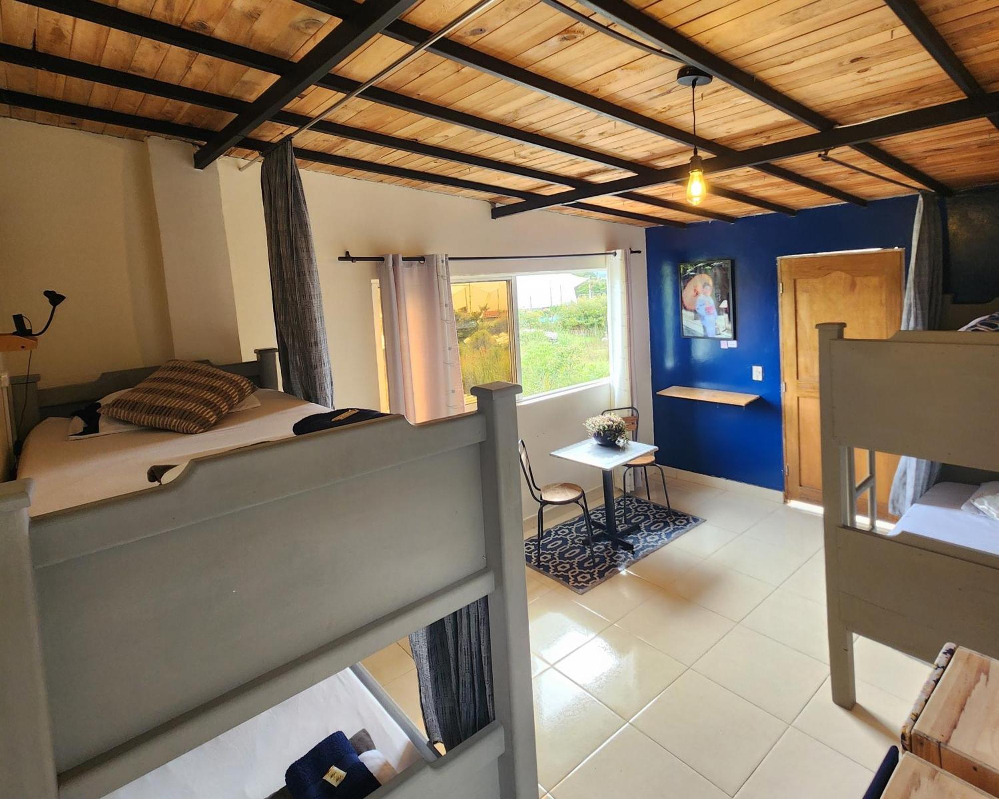 Casa Kayam Art Hostel Coliving Coworking Guatapé 객실 사진